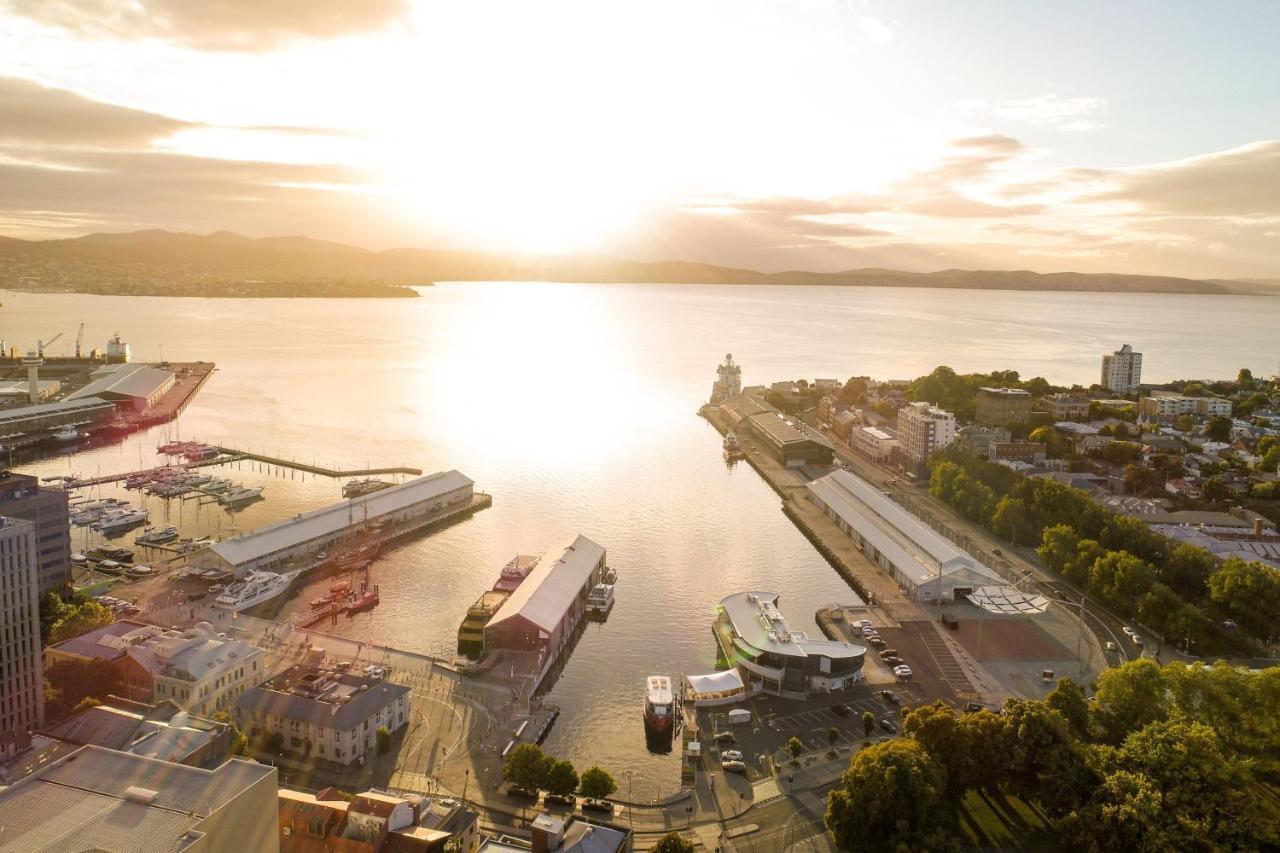 The Tasman, A Luxury Collection Hotel, Hobart Extérieur photo Aerial view of the Hobart waterfront