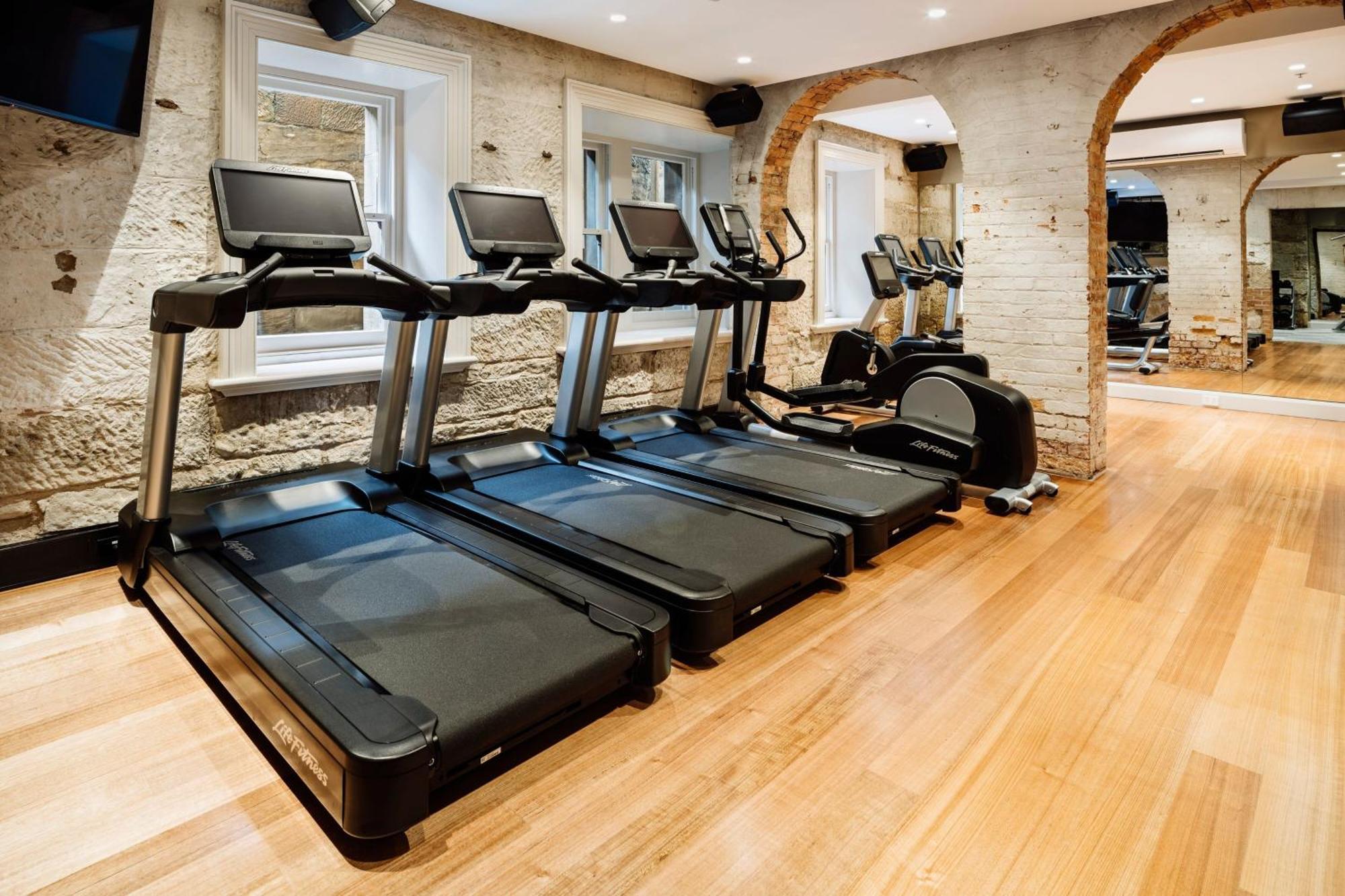 The Tasman, A Luxury Collection Hotel, Hobart Extérieur photo A row of treadmills