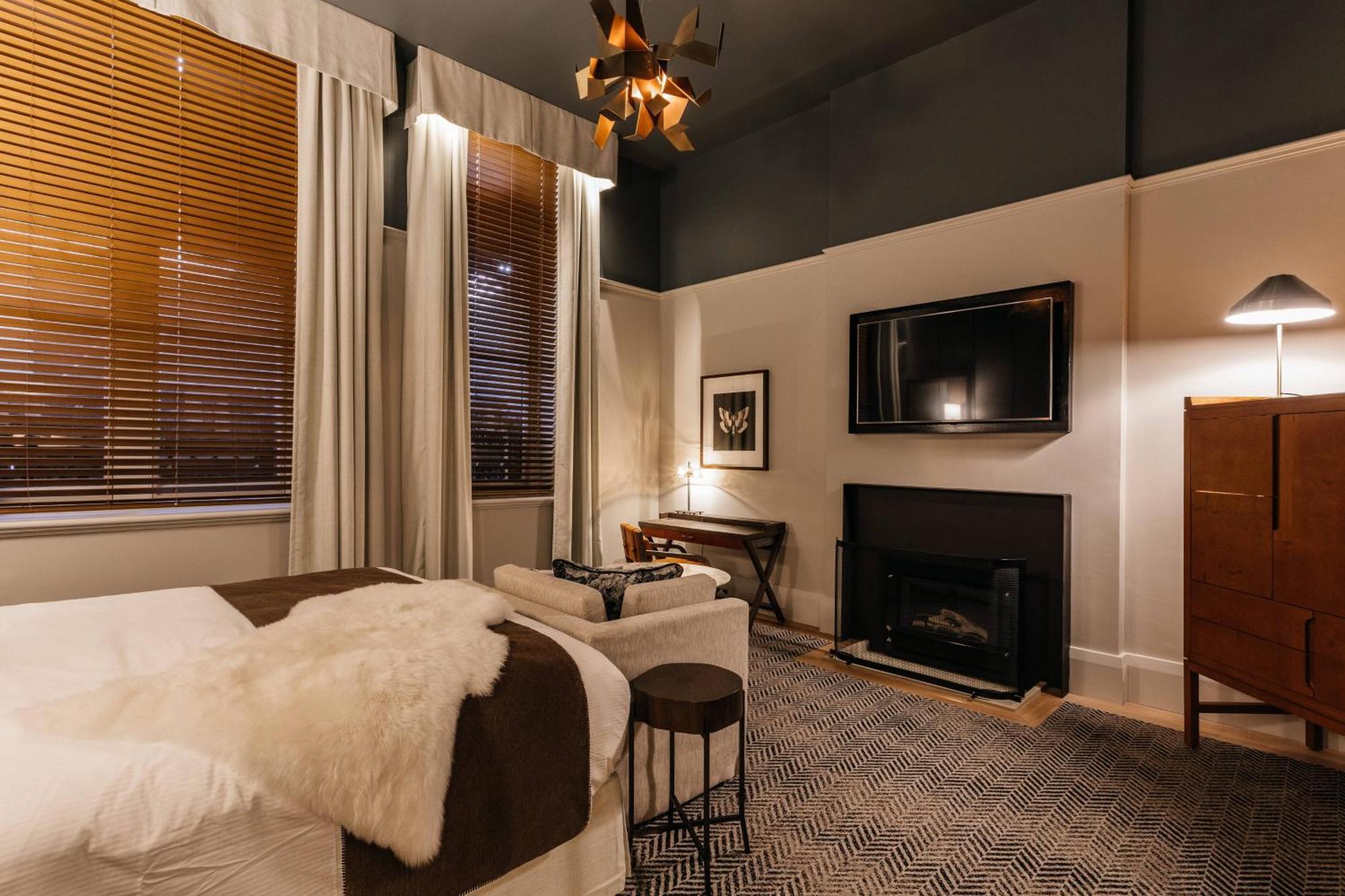 The Tasman, A Luxury Collection Hotel, Hobart Extérieur photo A room at the Hotel